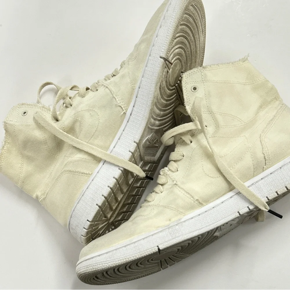 Air Jordan 1 High OG Triple Sail Cream Canvas Sneakers Mens 10.5 Minimal Neutral